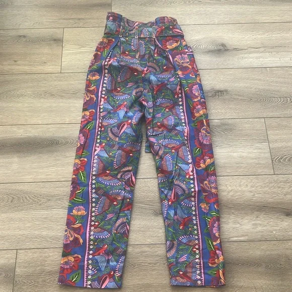 Farm Rio Blue Macaw Flight Pants NWT - Picture 10 of 13